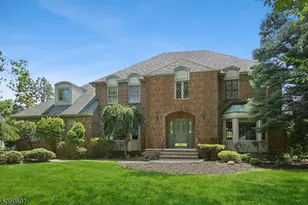 41 Silver Spring Ct, East Hanover Township, NJ 07936 - Photo 1