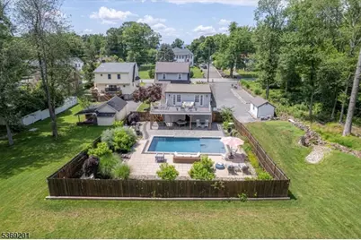 30 Grandview Ave, North Caldwell, NJ 07006 - Photo 1