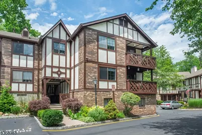 3514 Whittier Ct, Mahwah, NJ 07430 - Photo 1