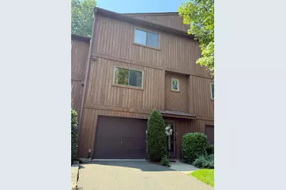 9 Regal Ct, Hawthorne, NJ 07506 - Photo 1