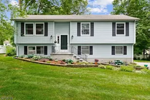 6 Mountain Top Ct, Vernon, NJ 07419 - Photo 1