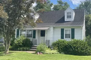 307 Sherman Ave, Raritan, NJ 08869 - Photo 1