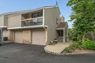 3 N Slope, Union Township, NJ 08809 - Photo 1