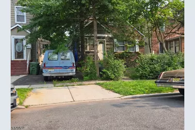 415 E 4th Ave, Roselle, NJ 07203 - Photo 1