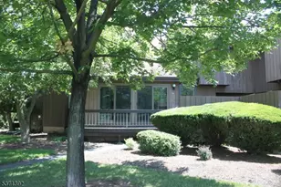 118 Bluebird Dr, Hillsborough Township, NJ 08844 - Photo 1