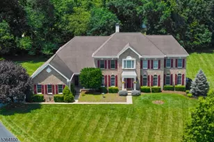 3 Waterford Ct, Raritan Township, NJ 08822 - Photo 1