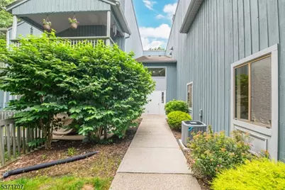 15 Drake Ln, Roxbury Township, NJ 07852 - Photo 1