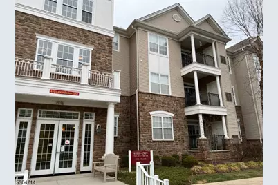 4204 Enclave Cir #4204, Franklin Township, NJ 08873 - Photo 1