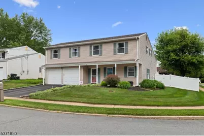 25 Bordeaux Dr., Mount Olive, NJ 07836 - Photo 1