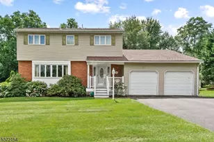 44 Buckley Hill Dr, Lopatcong Township, NJ 08865 - Photo 1