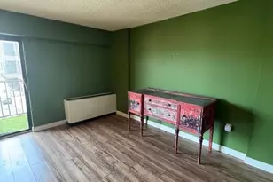 10 N Wood Ave, Linden, NJ 07036 - Photo 1