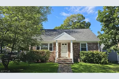 19 Hawthorne Ave, Morris Plains, NJ 07950 - Photo 1