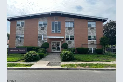 14 Hazard Pl #2G, Elizabeth, NJ 07208 - Photo 1