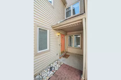 66 Sunrise Dr, Hanover Township, NJ 07981 - Photo 1