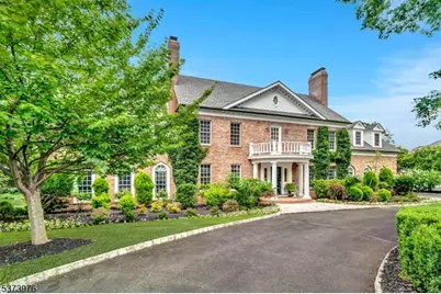 25 Fairway Dr, Green Brook Township, NJ 08812 - Photo 1