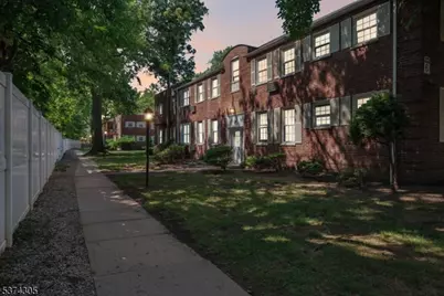 46 D Parkway Village, Cranford Township, NJ 07016 - Photo 1