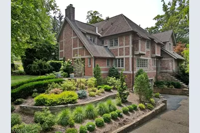 22 Stewart Rd, Essex Fells, NJ 07021 - Photo 1