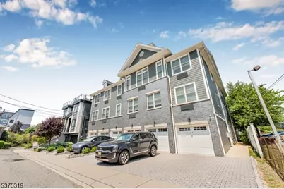 17 Cumbermeade Rd #301, Fort Lee, NJ 07024 - Photo 1