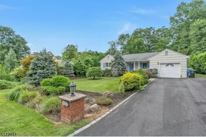 136 Maple Ave, Berkeley Heights Township, NJ 07922 - Photo 1