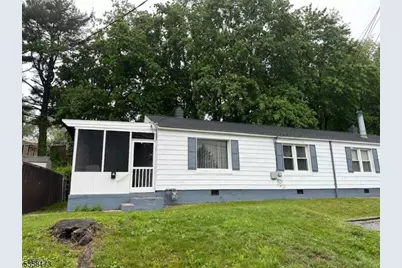 7 Cleveland Ave, Victory Gardens, NJ 07801 - Photo 1