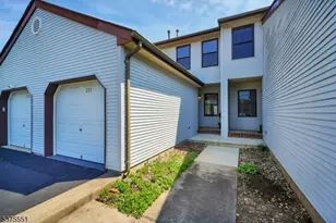 215 Spruce Ct, Raritan Township, NJ 08822 - Photo 1