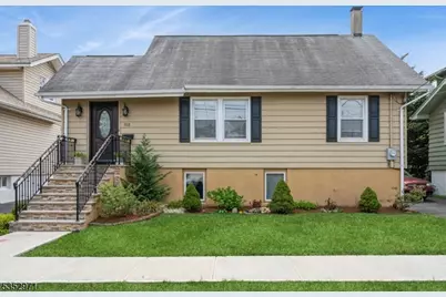 512 Russell Ave, Ridgefield, NJ 07657 - Photo 1