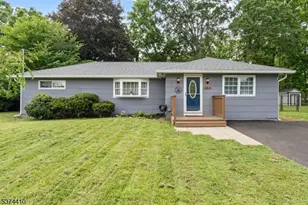 117 Carol Dr, Hackettstown, NJ 07840 - Photo 1