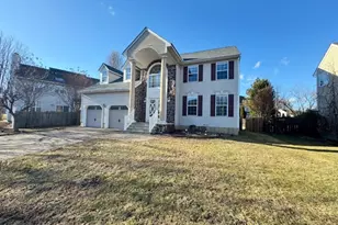 207 Natalie Dr, Phillipsburg, NJ 08865 - Photo 1