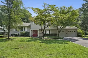 10 Harvale Dr, Florham Park, NJ 07932 - Photo 1