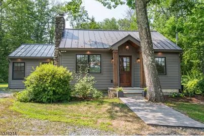 24 Lakeview Point Ave, Frankford Township, NJ 07826 - Photo 1