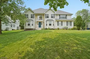 6 Galloway Ct, West Orange Township, NJ 07052 - Photo 1