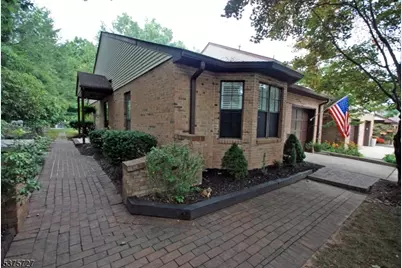 8 Amy Ct, Lebanon, NJ 08833 - Photo 1