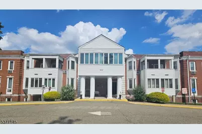 520 Newark Pompton Tpke #300, Pequannock Township, NJ 07444 - Photo 1