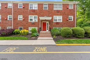 482 Joralemon St, Belleville, NJ 07109 - Photo 1