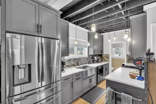 567 Teneyke Pl, Rahway, NJ 07065 - Photo 1