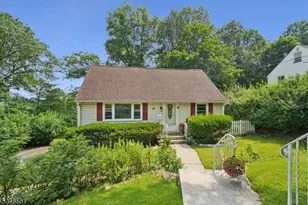 40 Lorelei Rd, West Orange Township, NJ 07052 - Photo 1