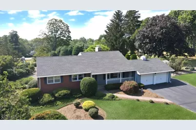 41 Clearview Dr, Randolph Township, NJ 07869 - Photo 1