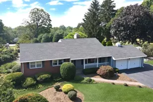 41 Clearview Dr, Randolph Township, NJ 07869 - Photo 1