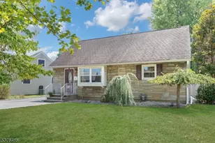 27 Anderson Pkwy, Cedar Grove, NJ 07009 - Photo 1