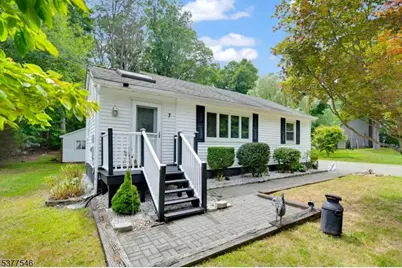 7 Wayside Rd, West Milford, NJ 07421 - Photo 1