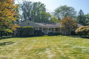 1701 Mohawk Ln, Scotch Plains Township, NJ 07076 - Photo 1