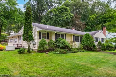 11 Whitewood Dr, Parsippany, NJ 07950 - Photo 1