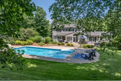 18 Falcon Ln, Washington Township, NJ 07853 - Photo 1