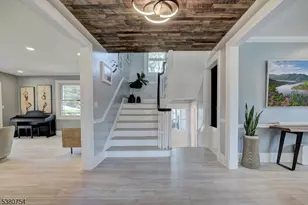 21 Melrose Pl, Montclair, NJ 07042 - Photo 1