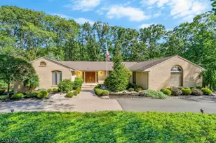 150 Scott Dr, Watchung, NJ 07069 - Photo 1