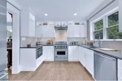 25 Glenbrook Rd, Morris Plains, NJ 07950 - Photo 1