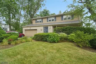33 MacArthur Dr, Clifton, NJ 07013 - Photo 1