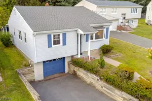 7 Shrump Pl, West Orange Township, NJ 07052 - Photo 1