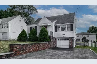 32 Highview Dr, Woodland Park, NJ 07424 - Photo 1