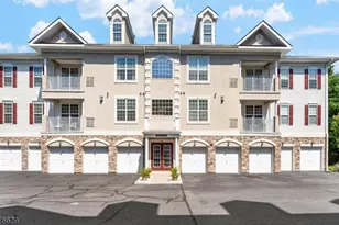 4 Slate Ct, Woodland Park, NJ 07424 - Photo 1